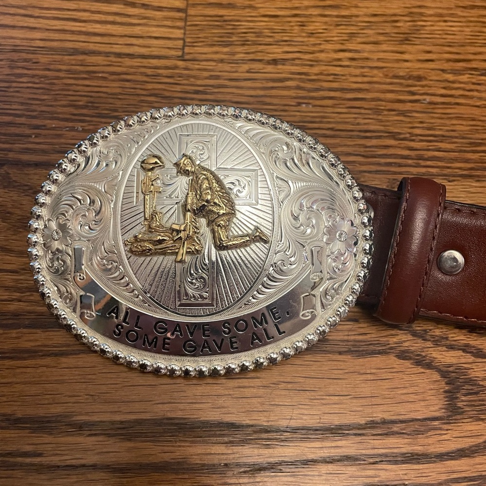 Montana Silversmiths Belt Buckle
